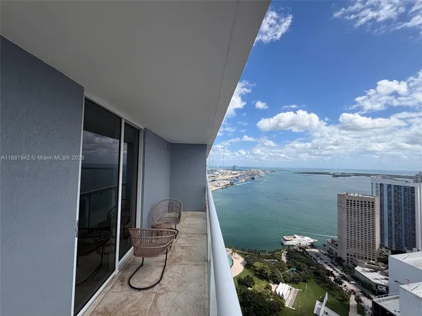 50 Biscayne Blvd APT 5211, Miami, FL 33131