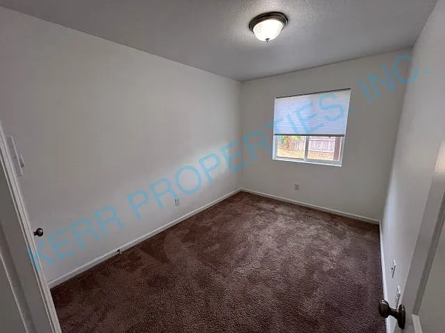 12996 SE 155th Ave — Photo 20