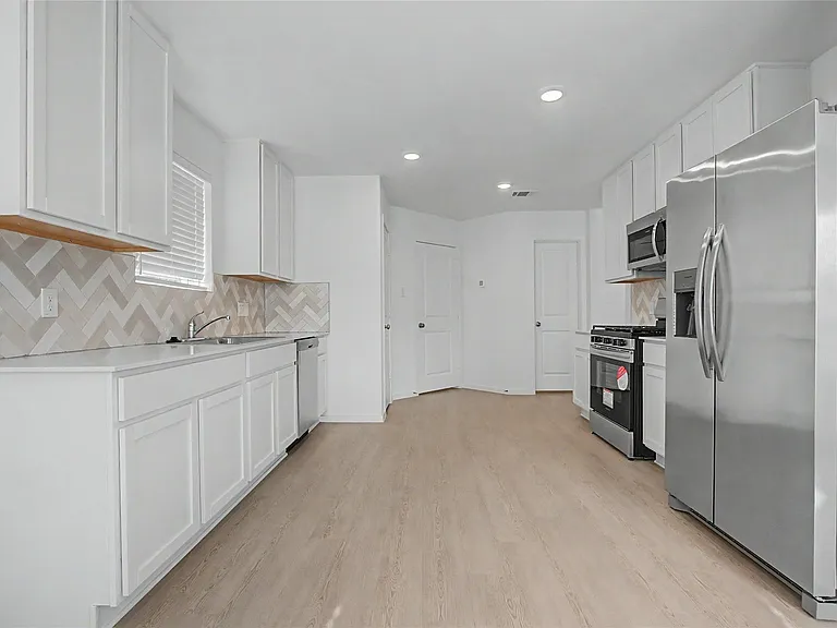 6323 Geyser Starish Dr — Photo 9