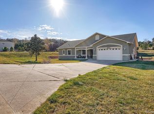 1607 Plowman Dr, Monument, CO 80132