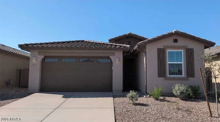5 bed, 3.0 bath, 1953 sqft, $2,395 — Photo 1