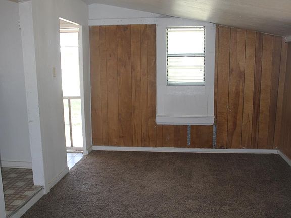 2nd image of 1109 W 14th Ln #A