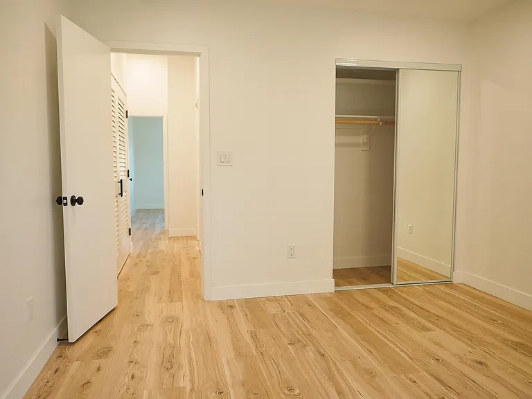 1110 Goodyear St — Photo 14