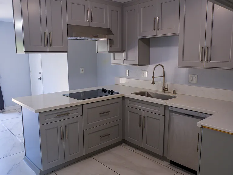 1201 N California St #38 — Photo 4
