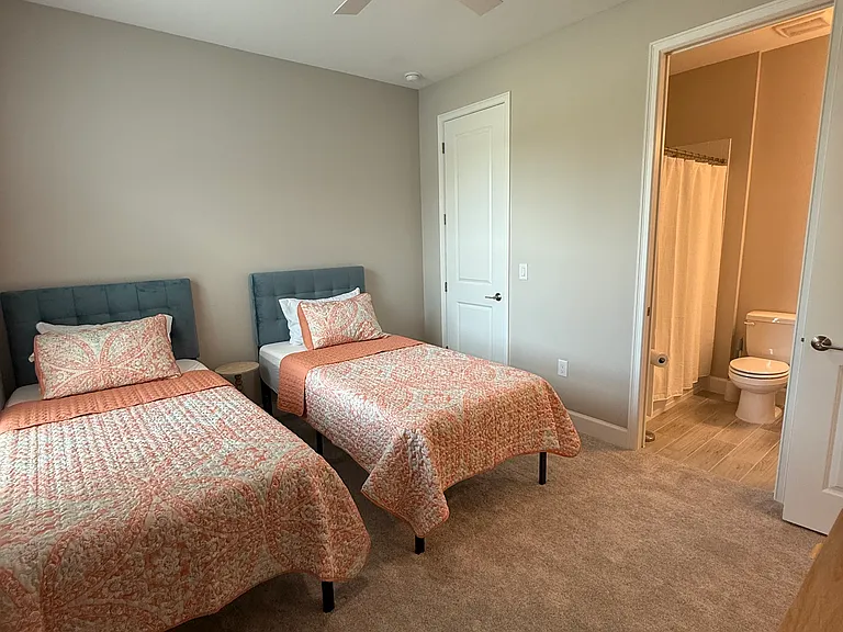 10514 Eclipse St — Photo 6