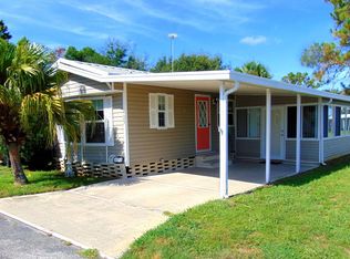 429 Lake Henry Dr, Winter Haven, FL 33881