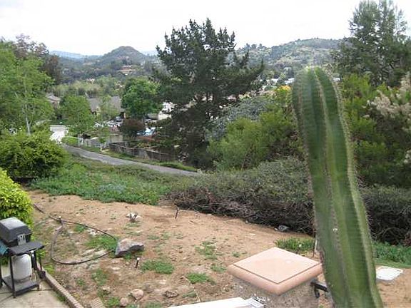 3rd image of 259 Skyridge Ln