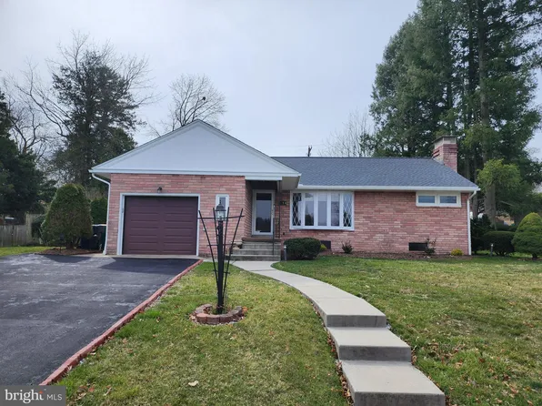 2170 Garfield Ave, West Lawn, PA 19609