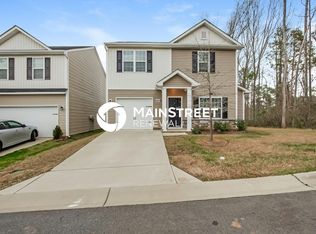 6013 Vista Woods Ln, Charlotte, NC 28215