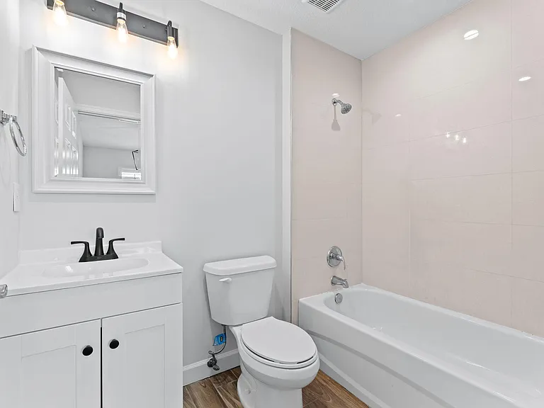 56 W 12th St #D — Photo 13