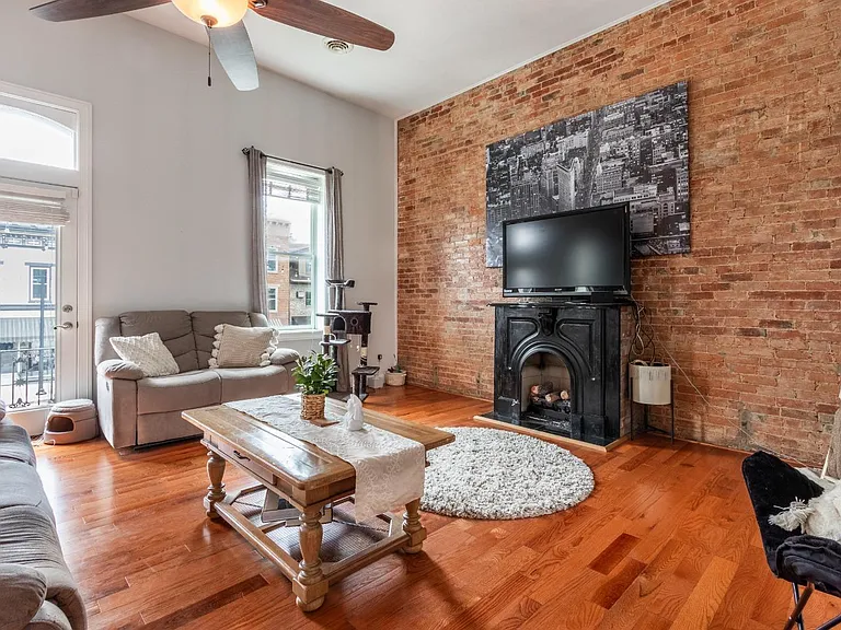316 Walnut St — Photo 18