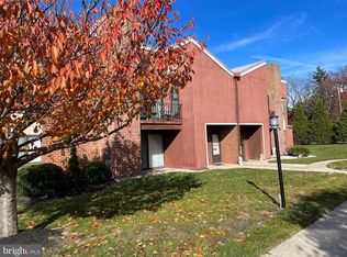 11 Shore Rd APT 3A, Somers Point, NJ 08244