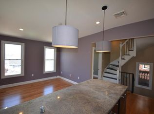 8 Cheever Ct FLOOR 3, Boston, MA 02128