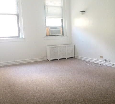 2nd image of 1418 3rd Ave APT 1C