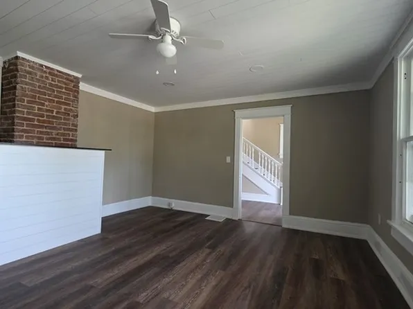 207 Hamilton St, Johnson City, TN 37604