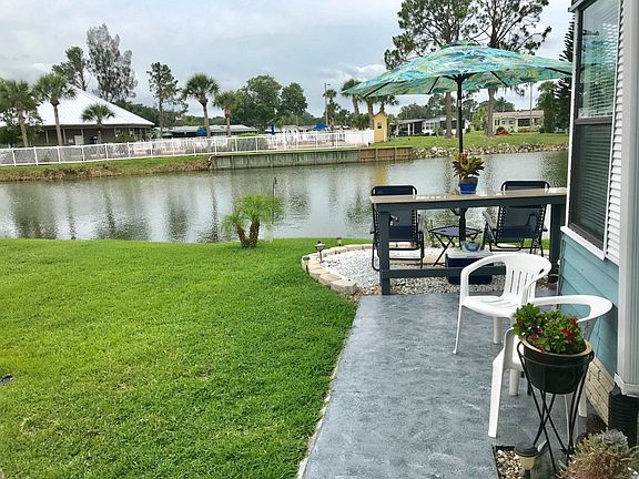 4th image of 361 Country Meadows Blvd