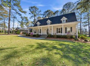 1811 Snug Harbor Dr, Greensboro, GA