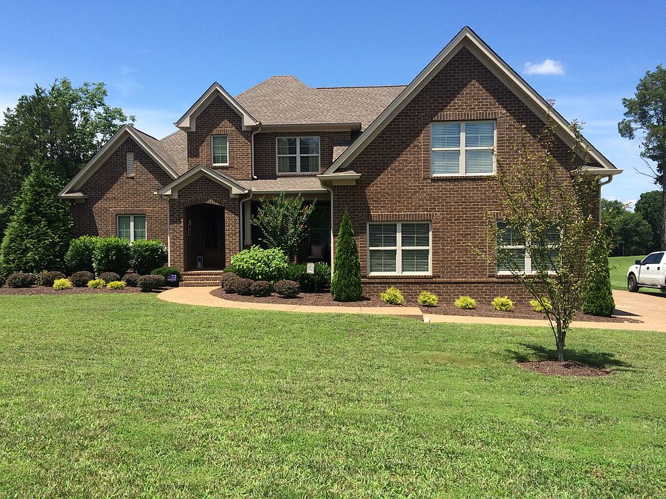 1st image of 1030 Oak Creek Dr