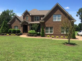 1030 Oak Creek Dr, Nolensville, TN 37135