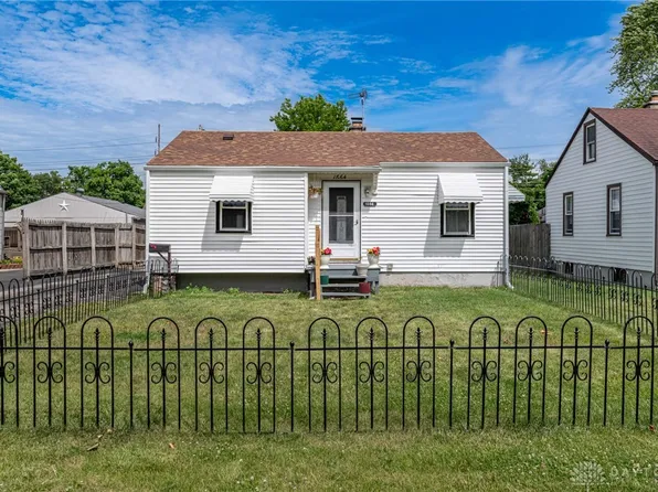 1664 Pell Dr, Dayton, OH 45410