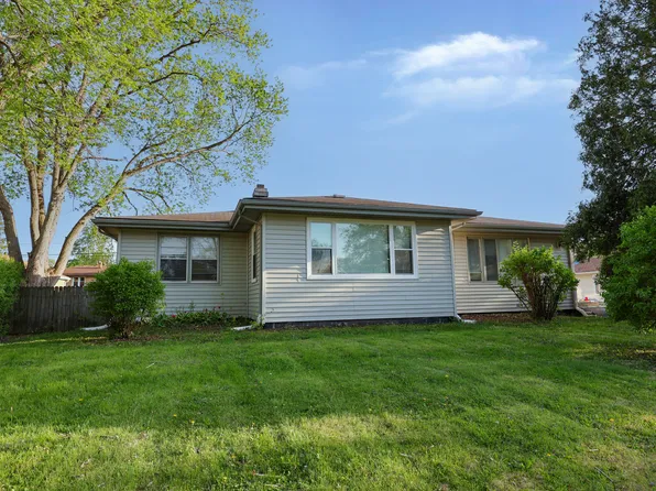 2414 Garden St, Joliet, IL 60435