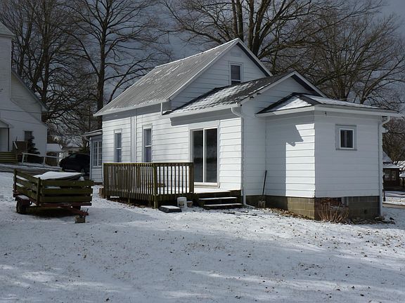 2nd image of 301 E Ross St