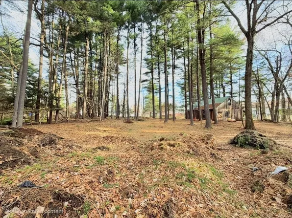 284 Maple St, East Longmeadow, MA 01028