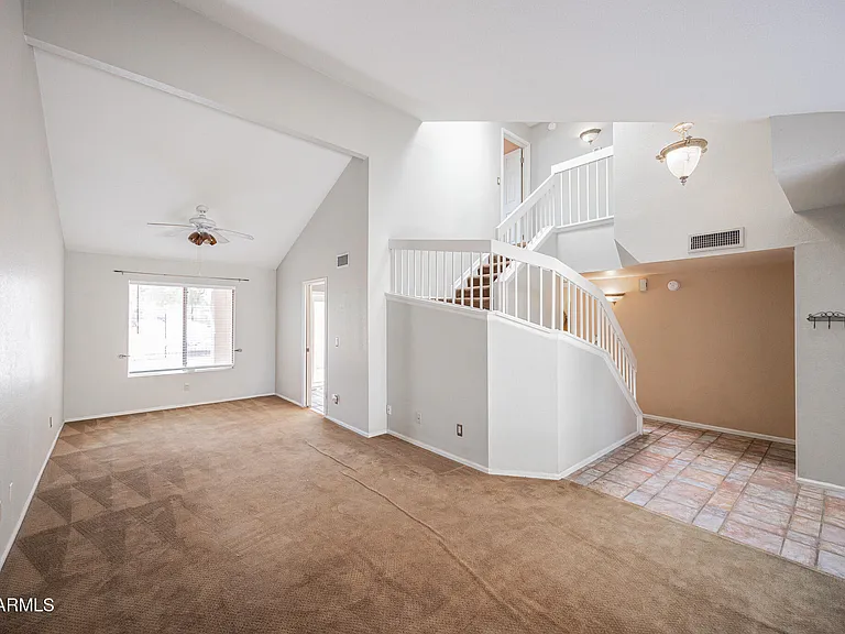 1650 N Ventura Ln — Photo 5
