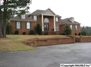 461 Cabbage Patch Rd, Laceys Spring, AL 35754