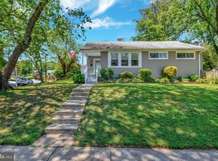 1200 Parrish Dr, Rockville, MD 20851