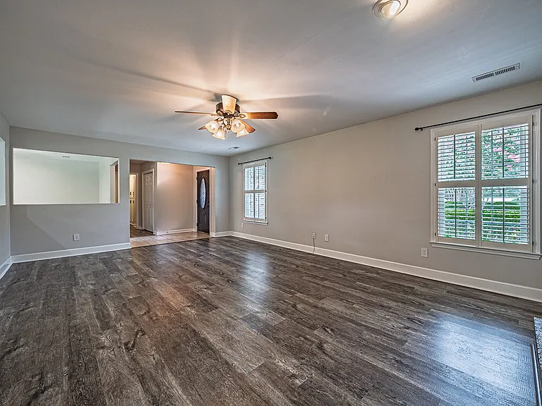 2704 Powhatan Dr — Photo 27