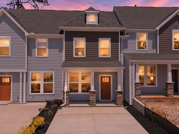 303 Speyside Ln, Anderson, SC 29621