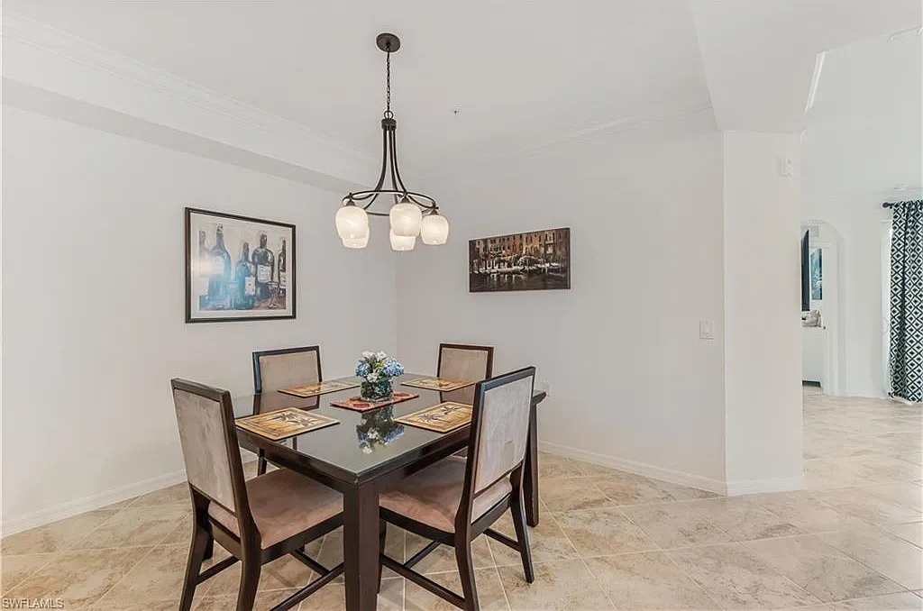 2 bed, 2.0 bath, 1301 sqft, $6,500 — Photo 4