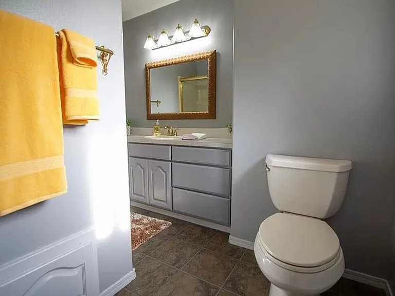 6716 Amber Ave — Photo 13