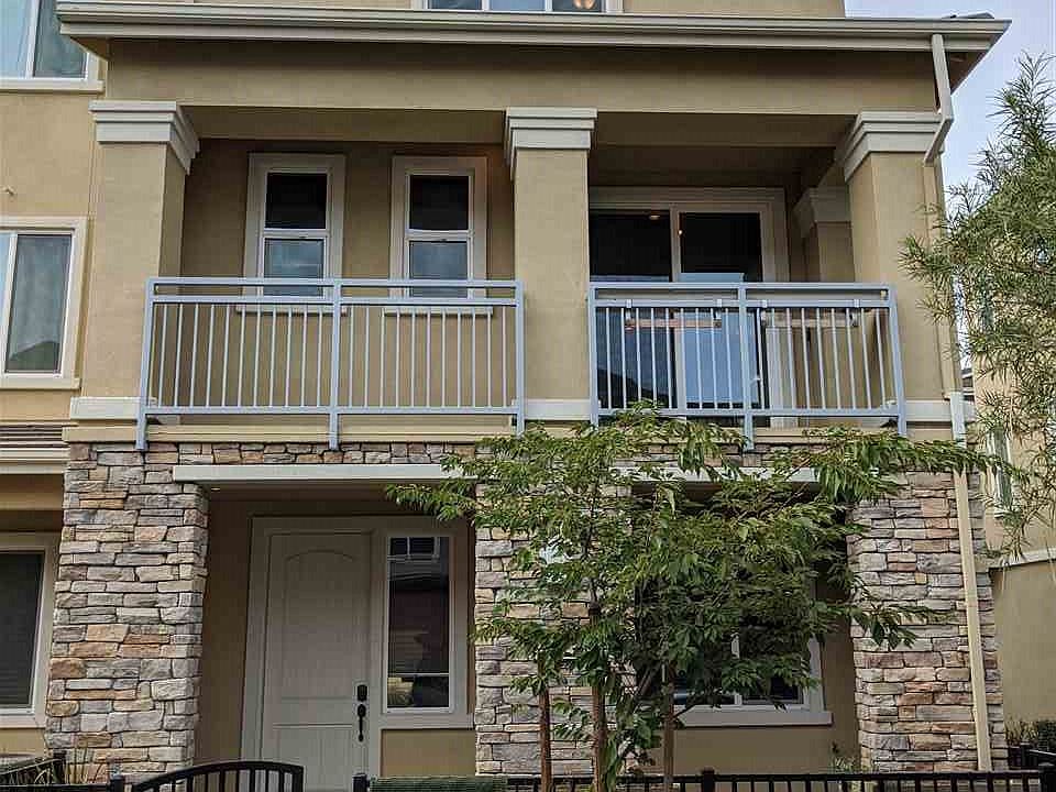 1st image of 627 Avenue One
