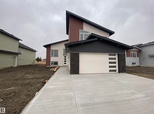 5409 60th Ave, Vegreville, AB T9C0B5