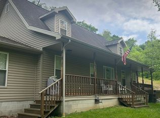 861 Tackett Br, Hagerhill, KY 41222