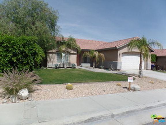 3rd image of 1574 Amelia Way