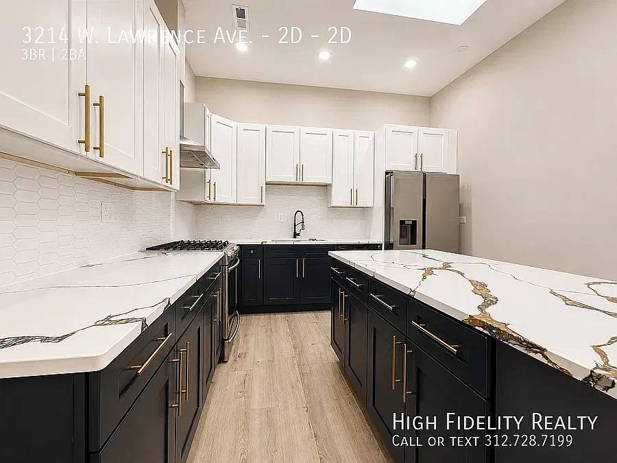 3 bed, $2,695 — Photo 2