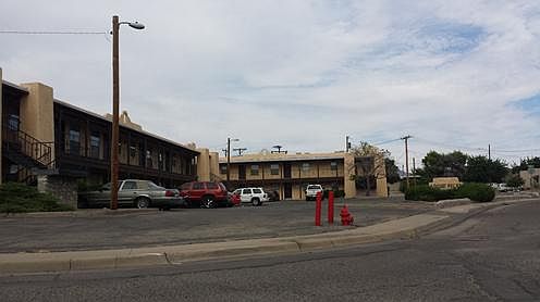 1st image of 1825 Thomas Dr APT B7