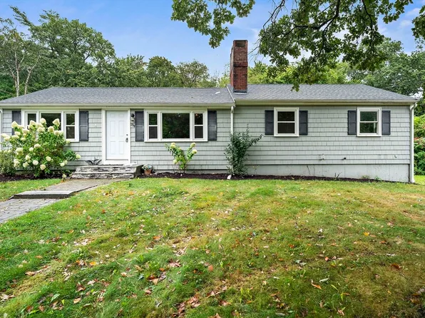 334 N Main St, Cohasset, MA 02025