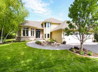 8767 Comstock Ln N, Maple Grove, MN 55311