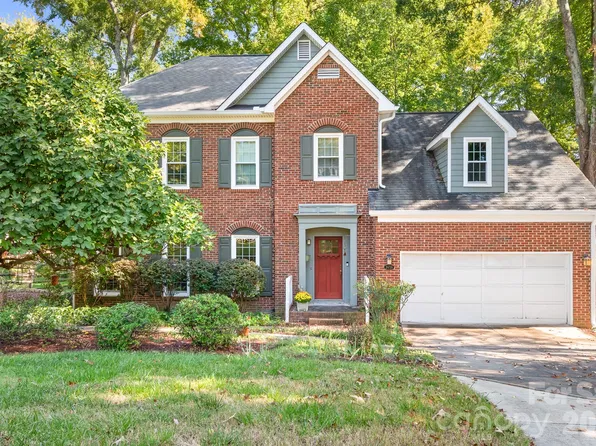 20720 Willow Pond Rd, Cornelius, NC 28031