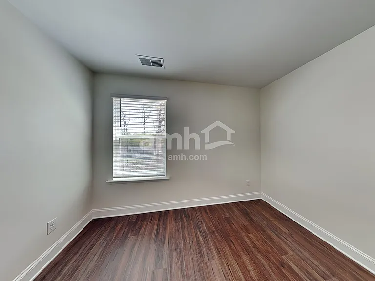 632 Rivermist Dr — Photo 23