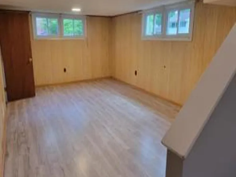 1423 Carson Rd — Photo 2