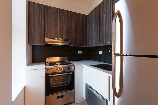 Rented by Compass | media 26