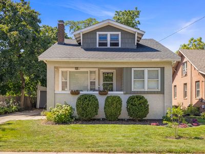 614 S West St, Wheaton, IL, 60187