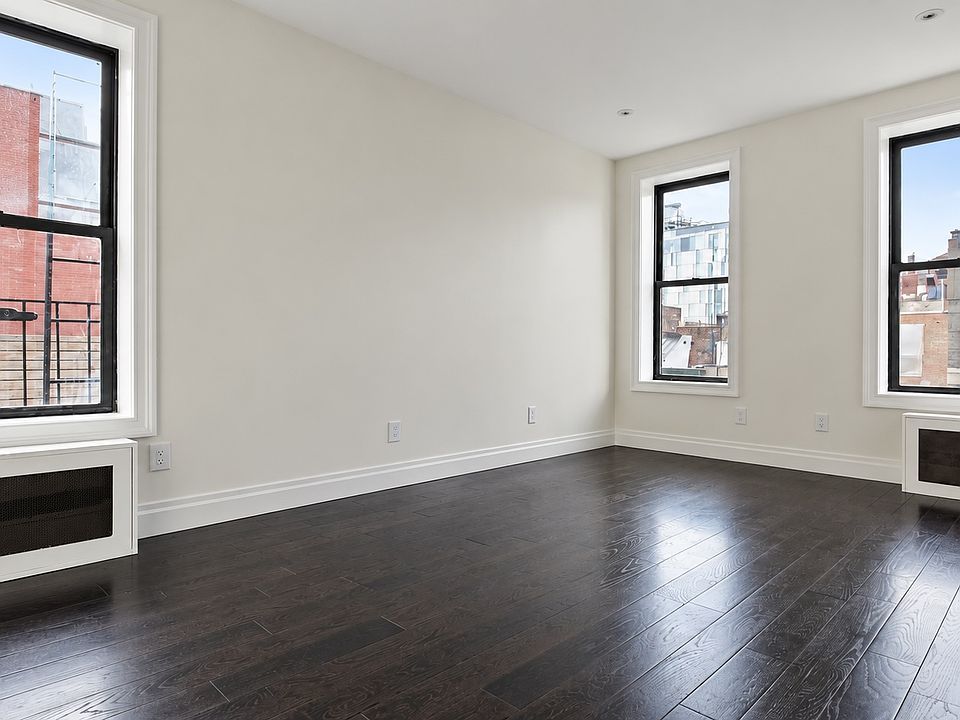 1st image of 120 Thompson St APT 22