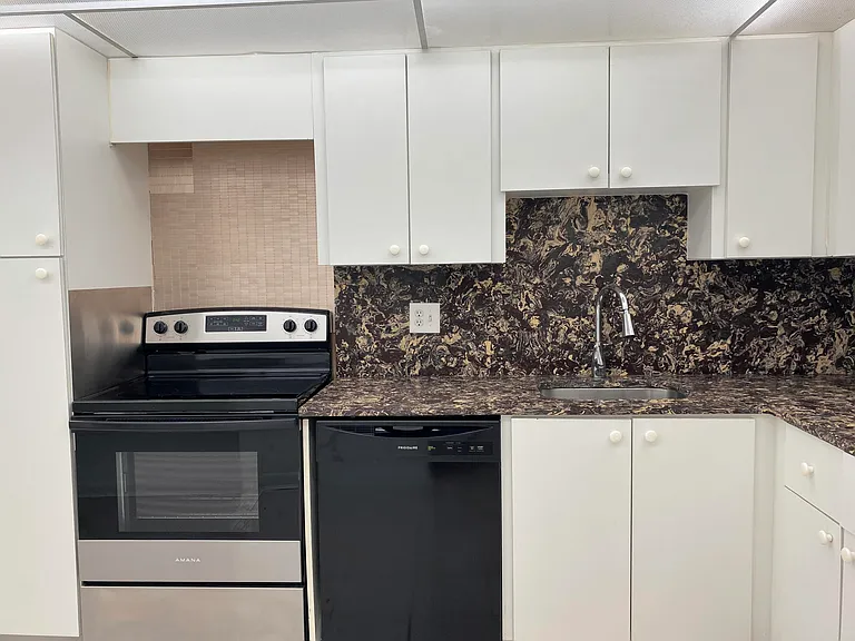 2751 S Palm Aire Dr #107 — Photo 19