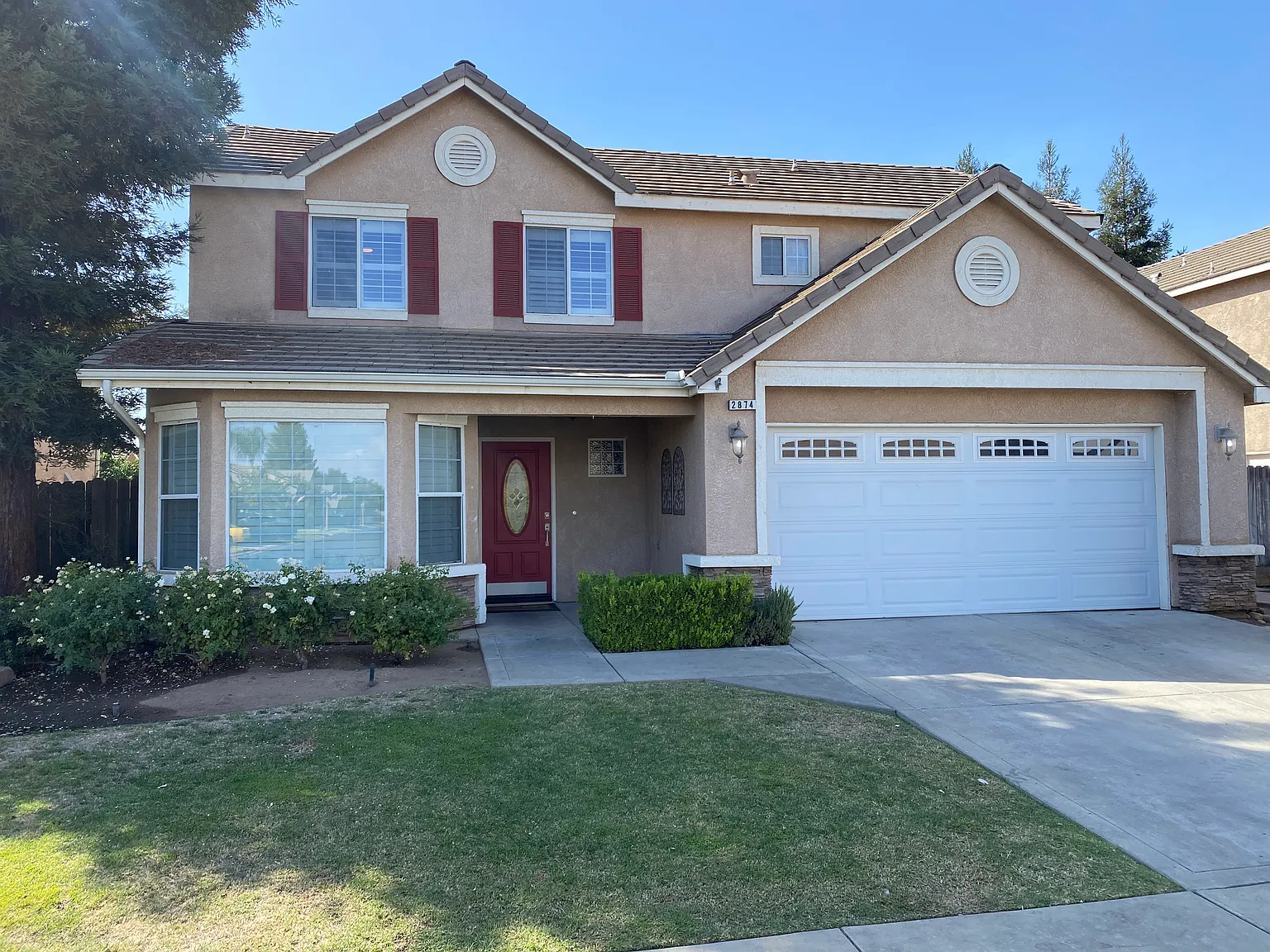 3 bed, 1872 sqft, $2,500 — Photo 1